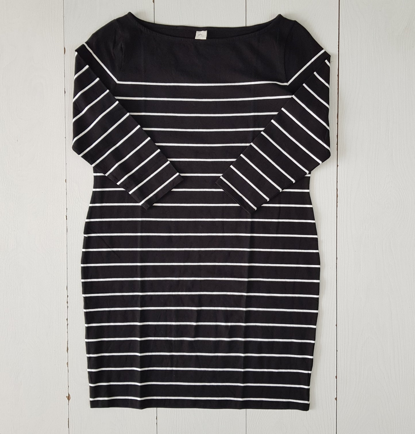 MF-LDBlkStripeDress1